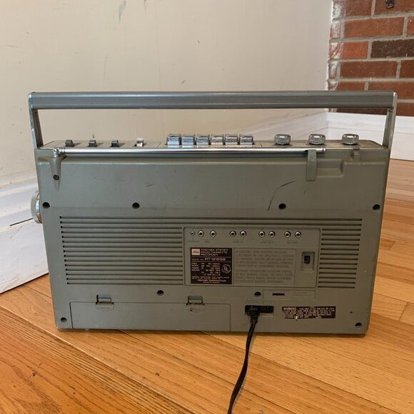 Vintage 1980's Toshiba AM/FM Portable Cassette Radio Recorder Boombox - Picture 13 of 16